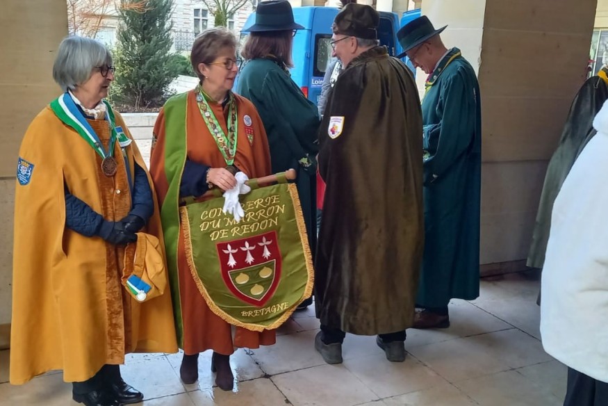 VAG MUSIC-CONFRERIES - INTERVIEW NO 4